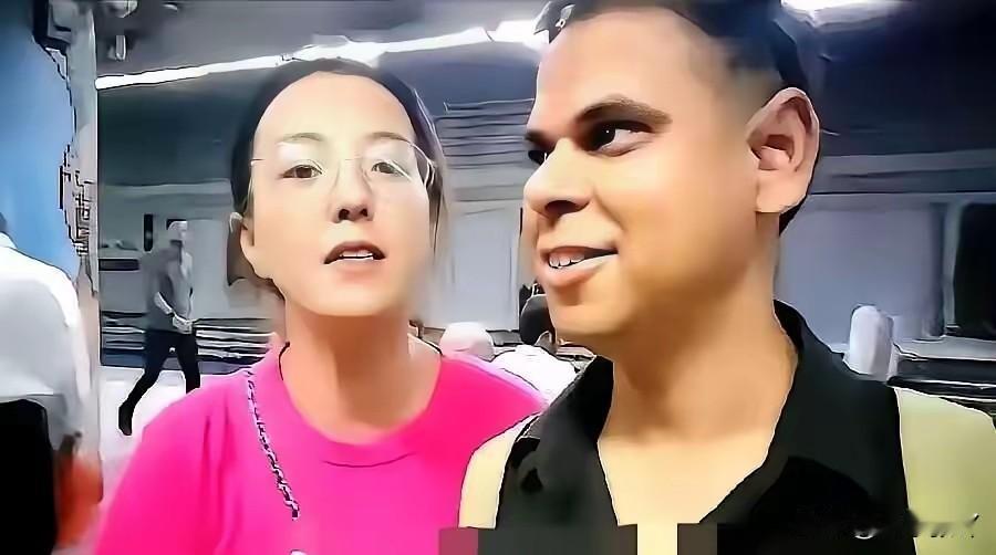 我发现印度人还真是挺聪明的，他们的长处不是体现在智慧。而是特别善于占便宜，你看他