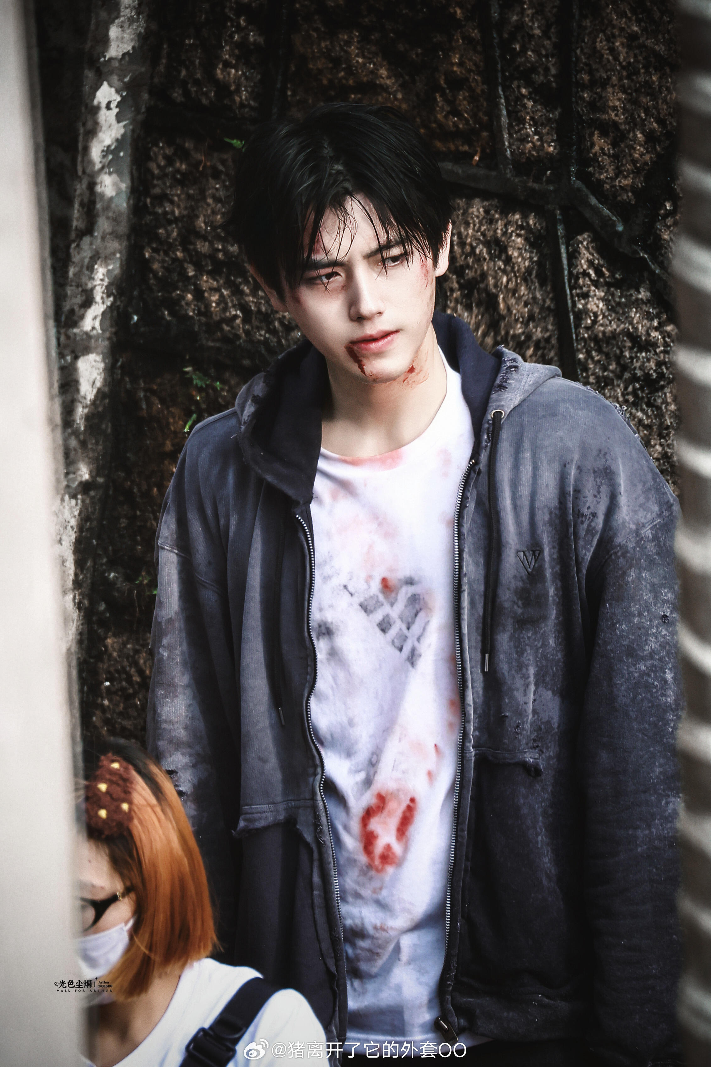 陈飞宇见春天魏清越战损妆路透，青春疼痛文学！！