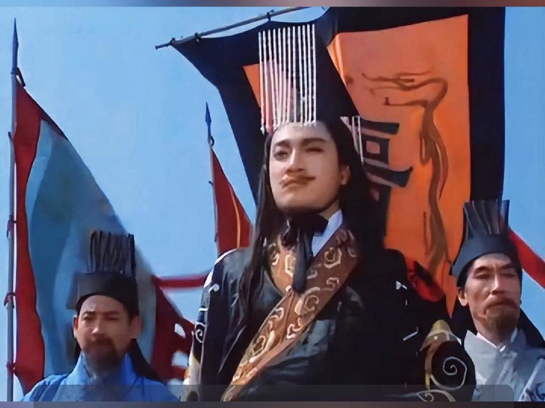 公元265年，司马炎逼魏元帝曹奂禅让，西晋开张。

这事儿搁历史上，新朝皇帝对前