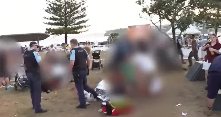 10人遇难、2名枪手、炸弹威胁、以色列发声……澳枪击案细节披露！直击现场→