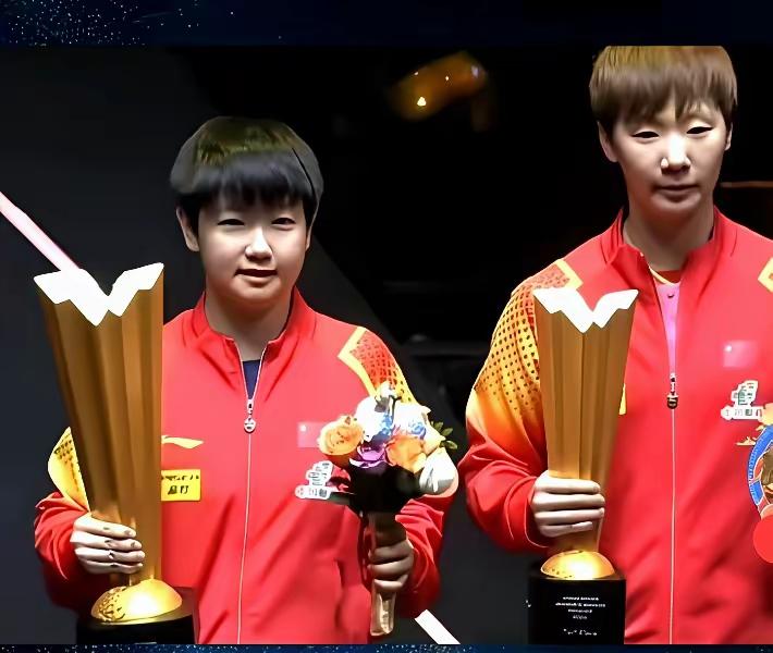 真消息？那月底世界杯王曼昱因伤病复发真不参加就服众了，那真的同情小曼昱养伤恢复身