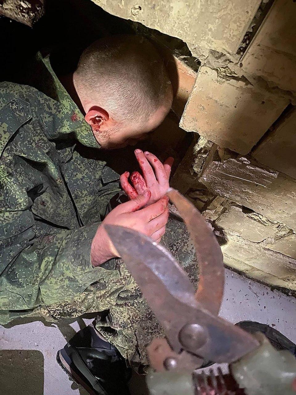 在乌克兰的俄罗斯人，如果不愿意做耗材冲锋队，俄军对付他们有的是办法。 