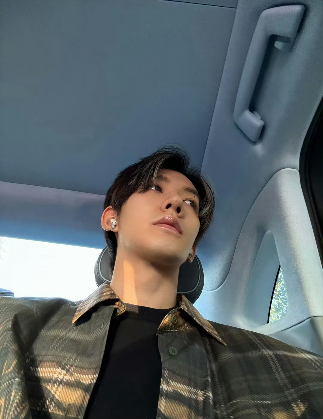 邓为新自拍 🤳 ​​​