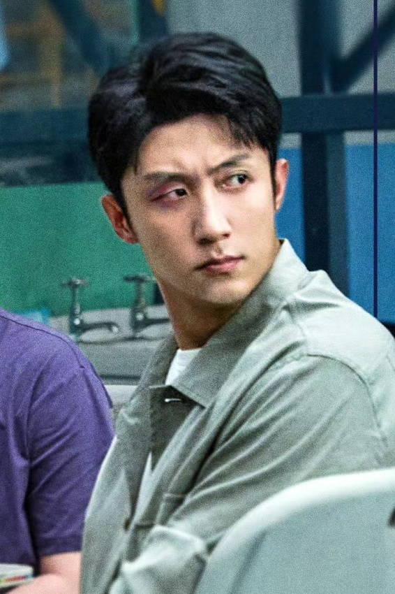 虽然乌眼青 但莫名好帅好萌