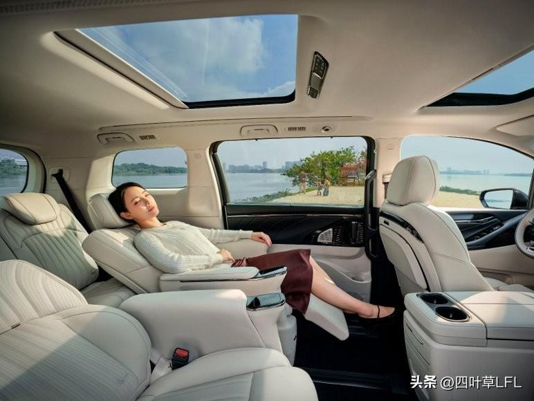 2026款M8 HEV以补贴后19.78万元起的震撼价格上市，将“豪华混动MPV