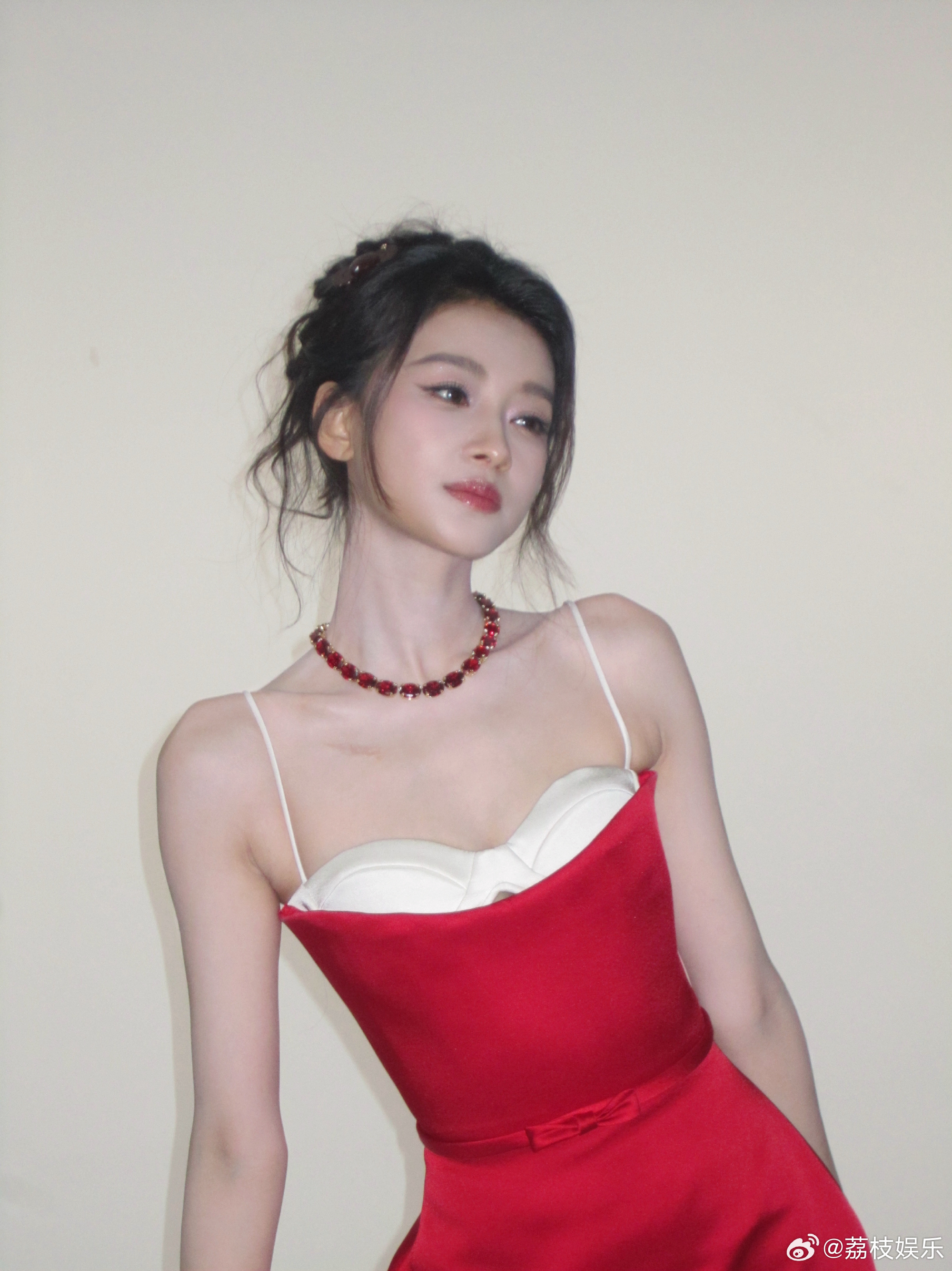 孙怡马天宇镜头被切 谁懂啊！正看得起劲，孙怡和马天宇还站在那儿，镜头说切就切，完