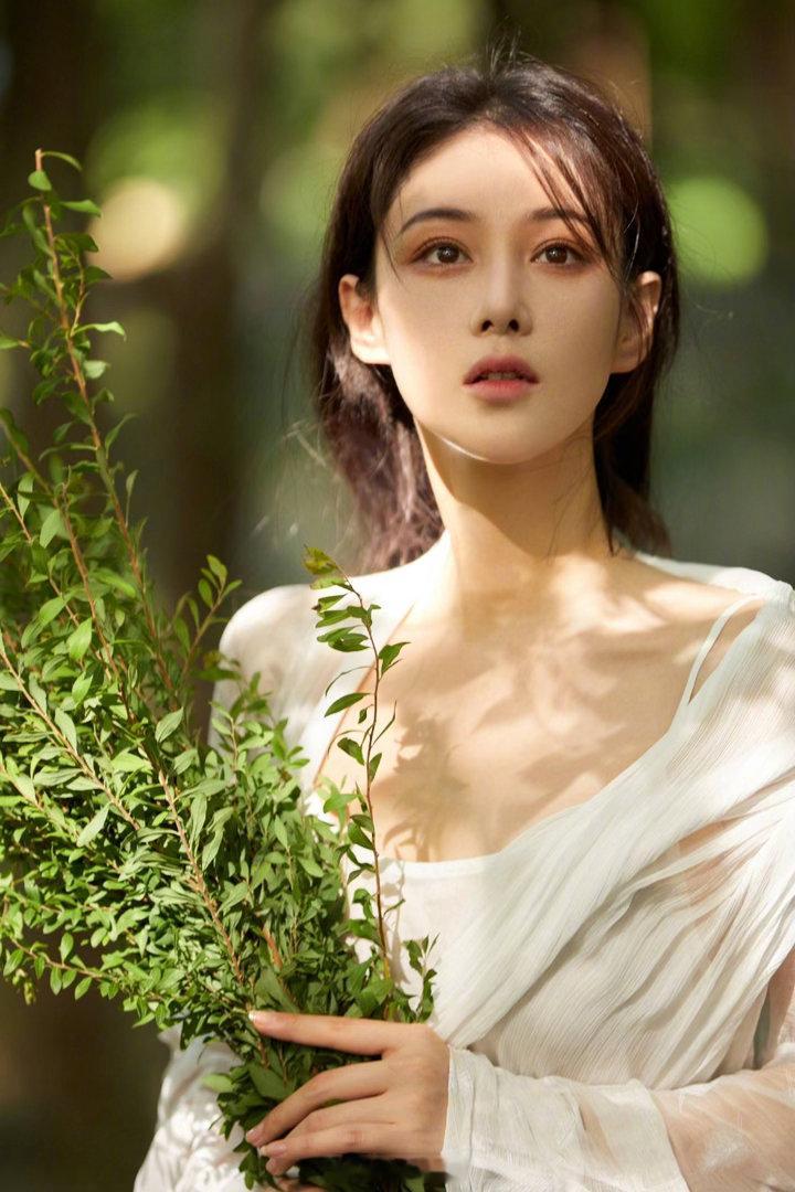 张馨予终于来恋综当红娘了喜欢你我也是早早听闻张馨予心愿就是录制恋综，如今梦想成真