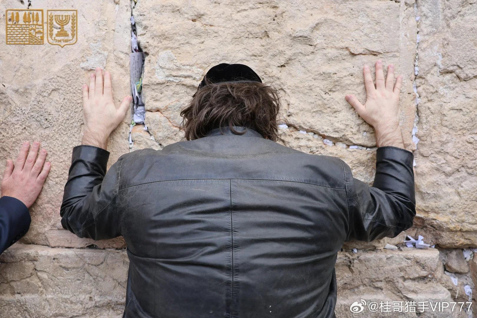 以色列向阿根廷总统米莱颁发“总统荣誉勋章”，内塔尼亚胡拥抱到访的米莱，称他每次访