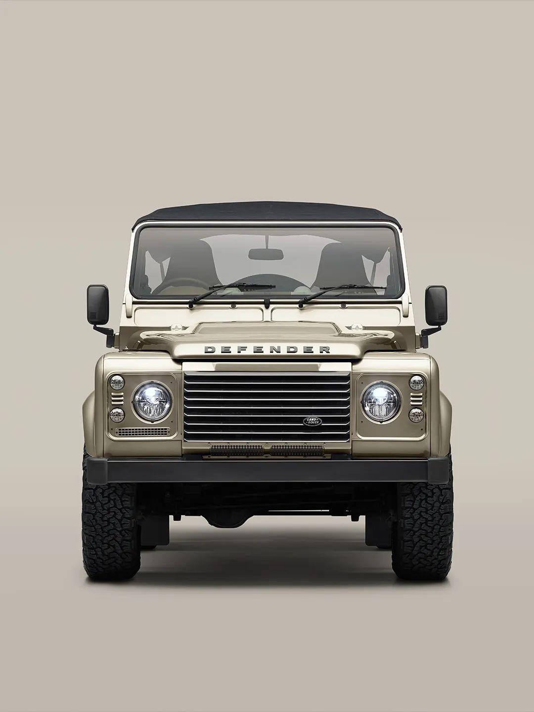 路虎最近推出了Land Rover Defender Classic V8 So