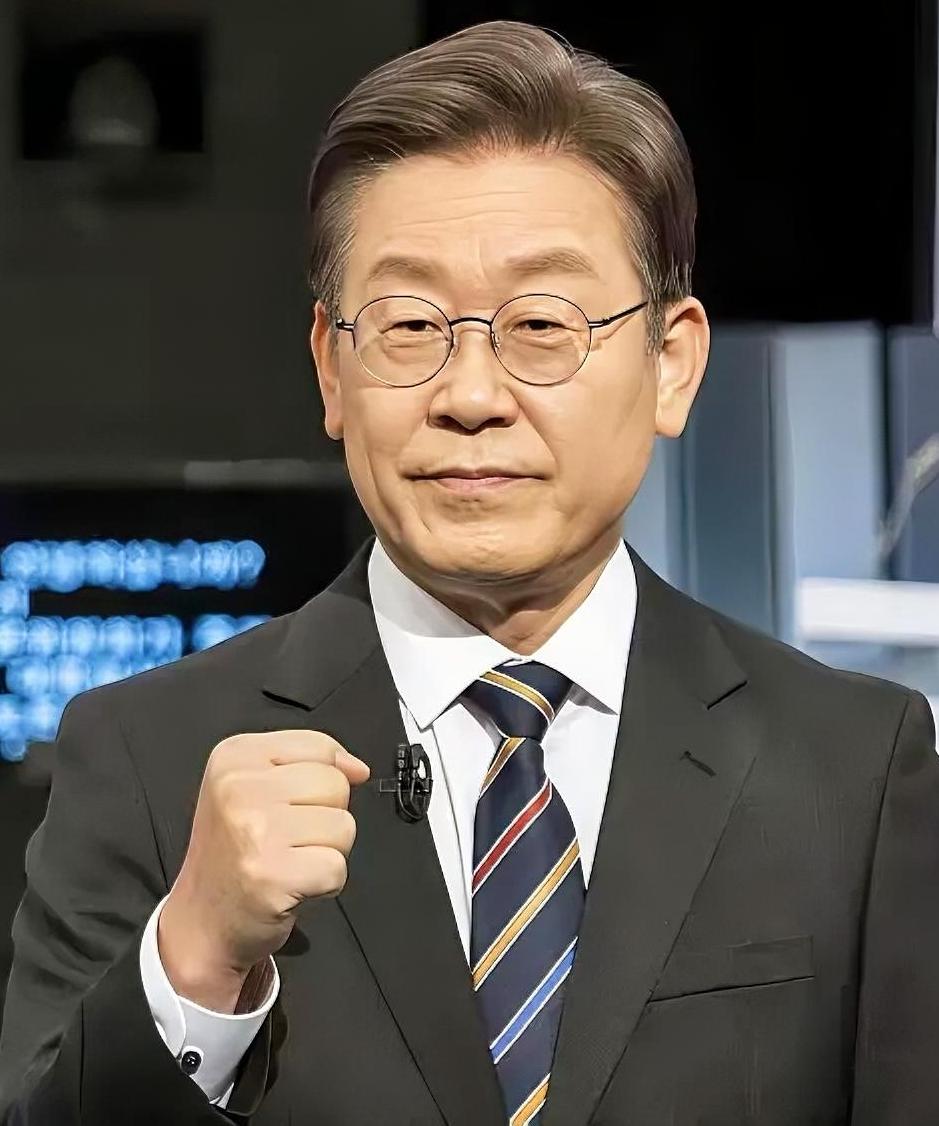 李在明要对反华集会动刀，虽然他批判的很对，但这可能会火上浇油！

当地时间9.1