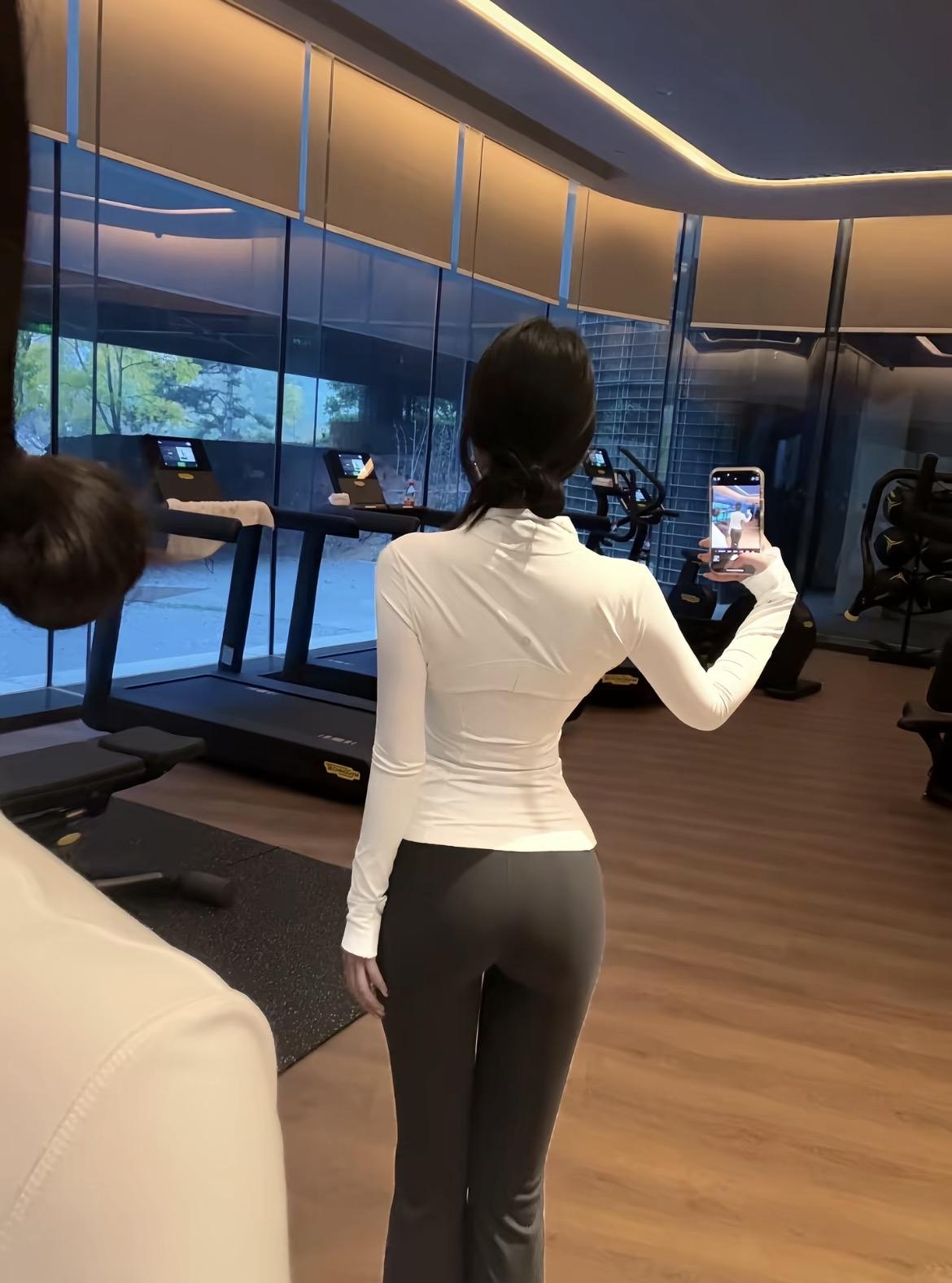 如何穿得优雅有气质