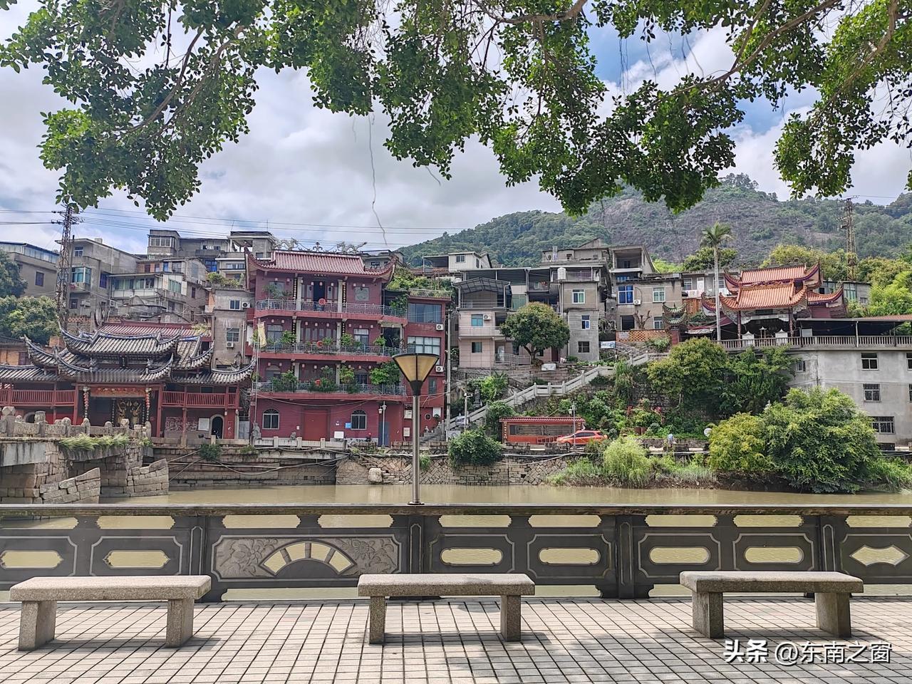 都赞李白“诗仙”超狂放？但少有人提：他的“洒脱”背后，藏着一生求官不得的遗憾？