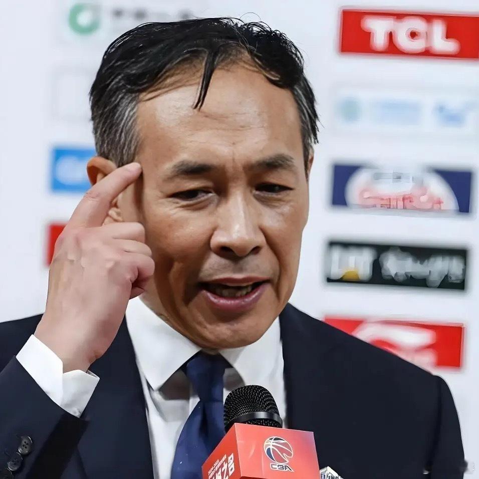 G2需要来点强度京沪系列赛第一战撕咬程度不太像半决赛，尺度也是试探出来的。季后赛
