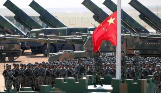 戴旭一针见血！为何今日围堵反较往昔更甚？只因我们弄丢了伟人“只警告一次”的铁血法