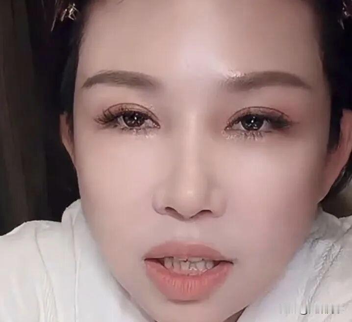 驴姐喊话巴扎黑，以后别碰圈内网红！

           驴姐喊话巴扎黑提中肯