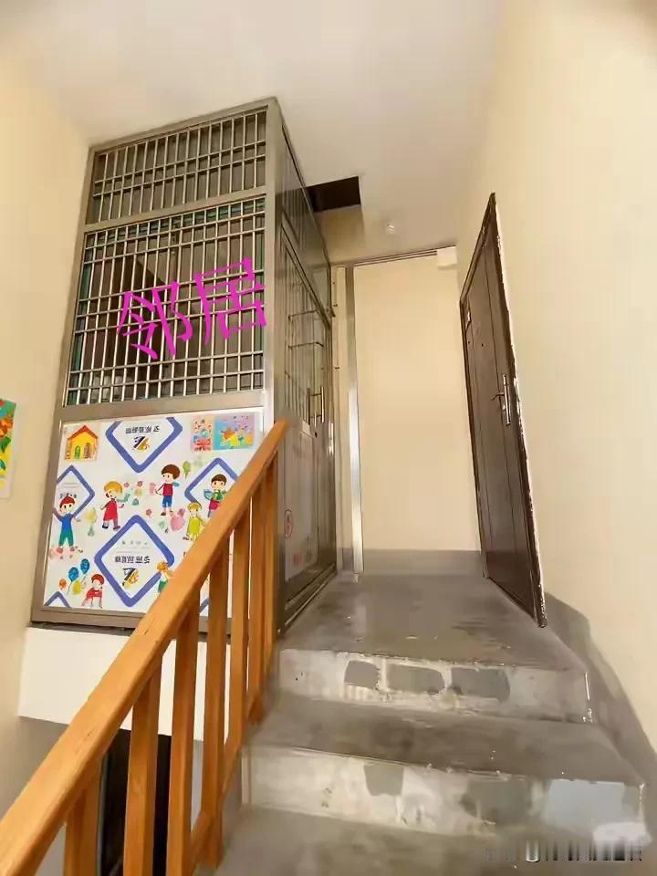 大家给出个主意，像这种情况下，家里该如何破局？邻居在不打招呼的情况下，在他那边，