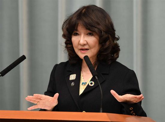 日本财务大臣片山皋月在G20上喊着任意矿产出口限制损害全球经济，要求撤销，转头就