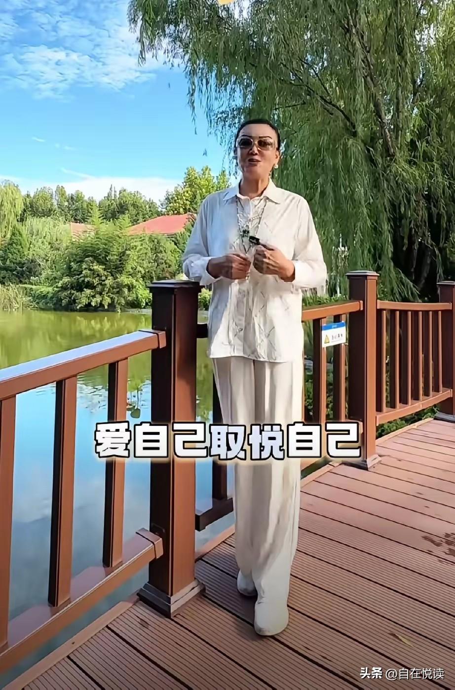 不得不说
汪公子就是好命
一生有三个贵人助力

第①个不用多讲
肯定是他的母亲张