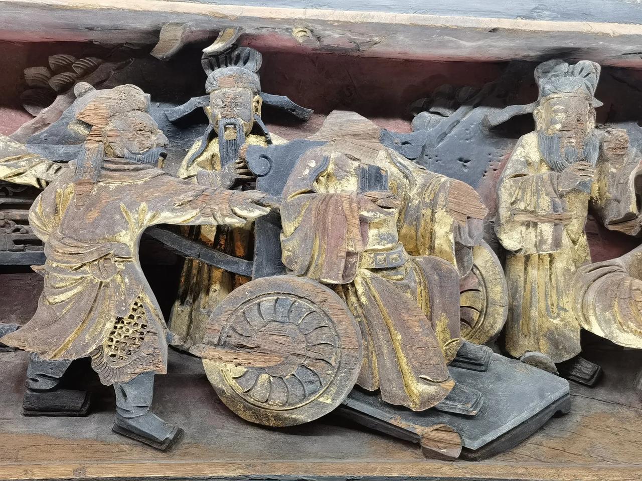岁月侵蚀的美——木雕