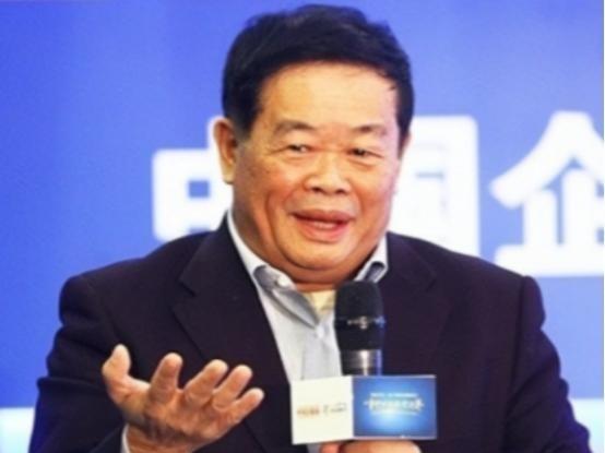 2017年，曹德旺把女婿叶舒叫到办公室，吩咐秘书不许任何人打扰！他对女婿严肃地说