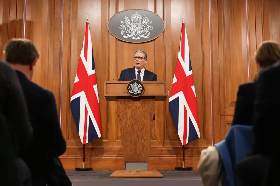 万万没想到，伊美冲突打开了北约的多米诺骨牌，美国扬言退出北约。

法国、意大利、