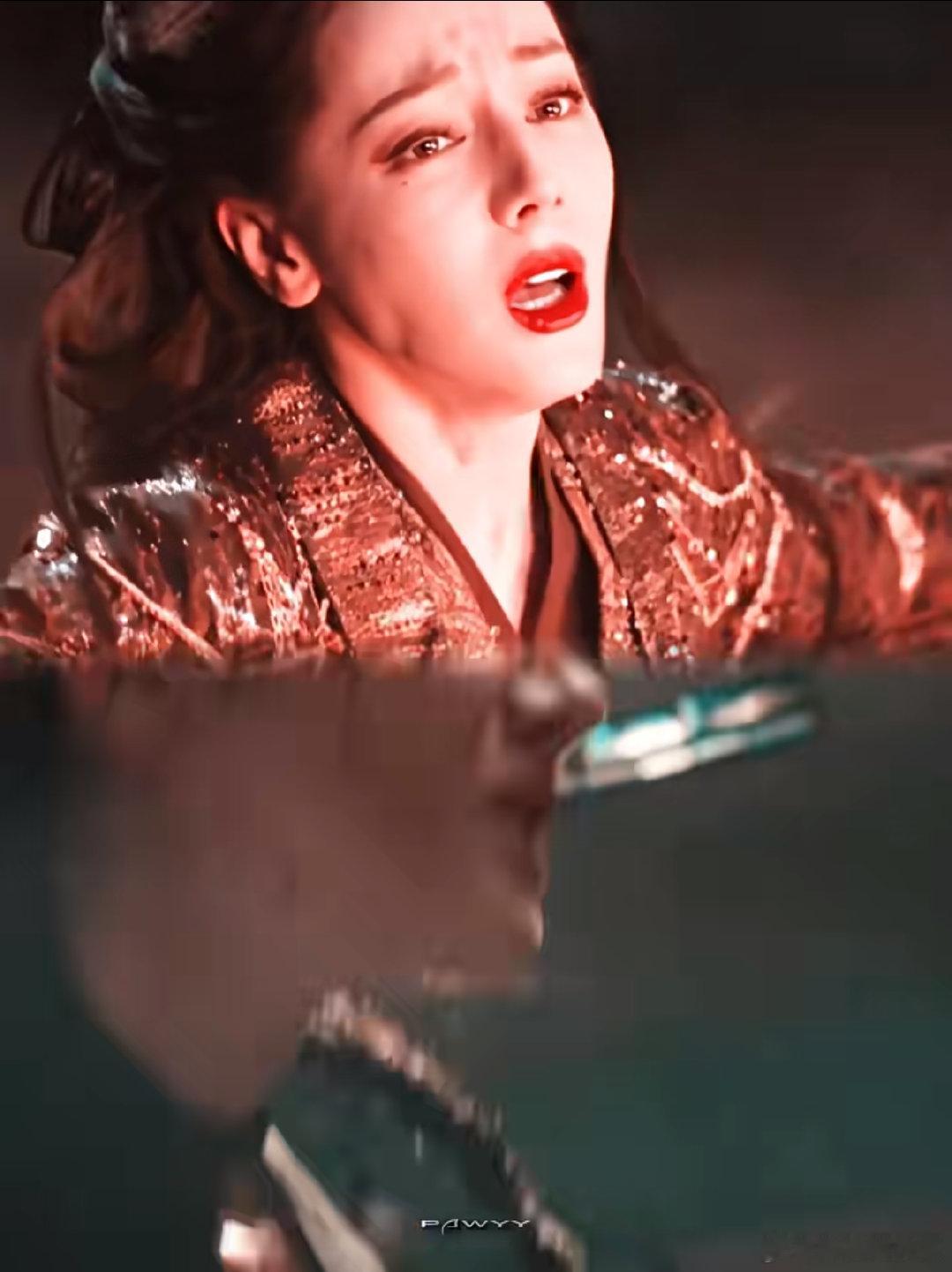 迪丽热巴视后当之无愧 快关掉我的泪点开关！这段戏看得心口发疼，每一个眼神都饱含情