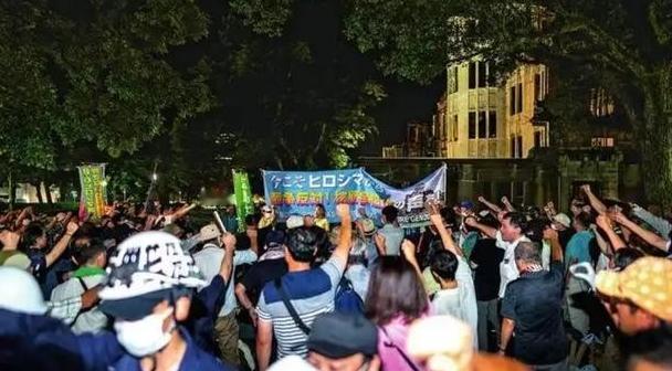 [微风]联合国为日本广岛核爆致词，结果中国记者徐德智犀利追问：“谁炸的日本？为什