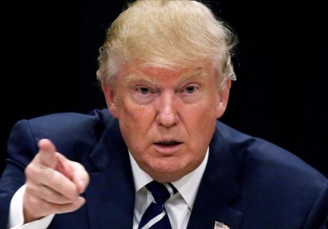 特朗普真的气坏了！他几乎是用吼的说出那句老话：我们在日本放了四万五千个大兵，在韩