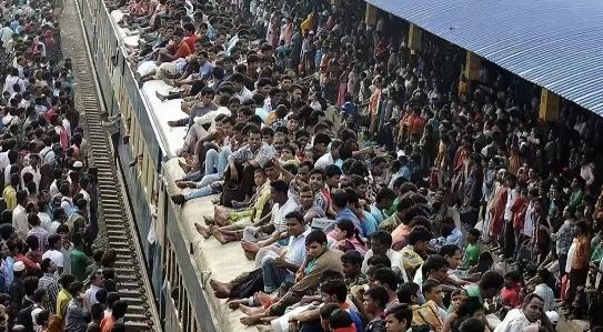 印度极有可能成为一颗”毁灭“世界的定时炸弹，要知道，印度人口看似15亿，但明眼人