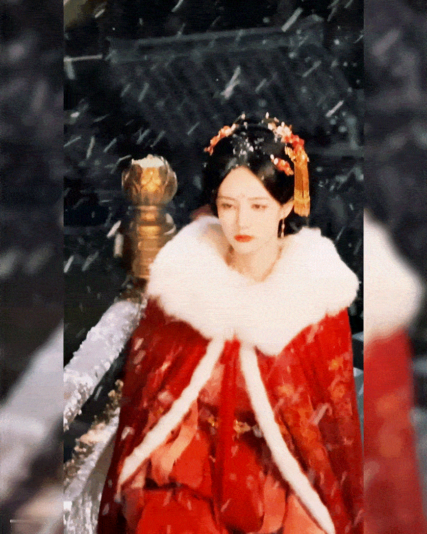 #李一桐古装走路仪态# ✨好美好美好美的桐姐！今天是宋一梦的梦女了😭😭😭大