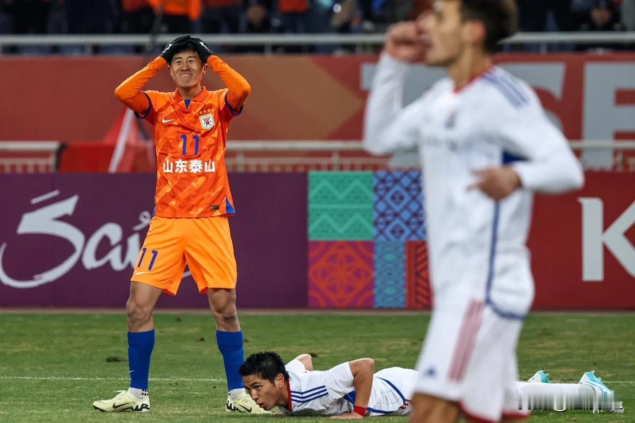 泰山队被淘汰的可惜吗？十人横滨水手通过点球大战8:7淘汰蔚山HD，证明山东泰山输