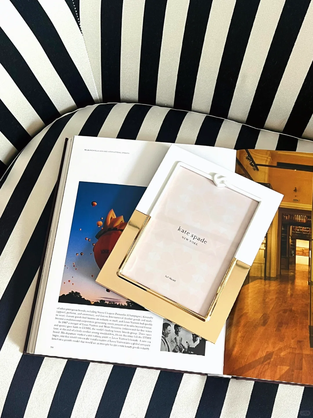 简约时尚大方的高颜值相框摆件