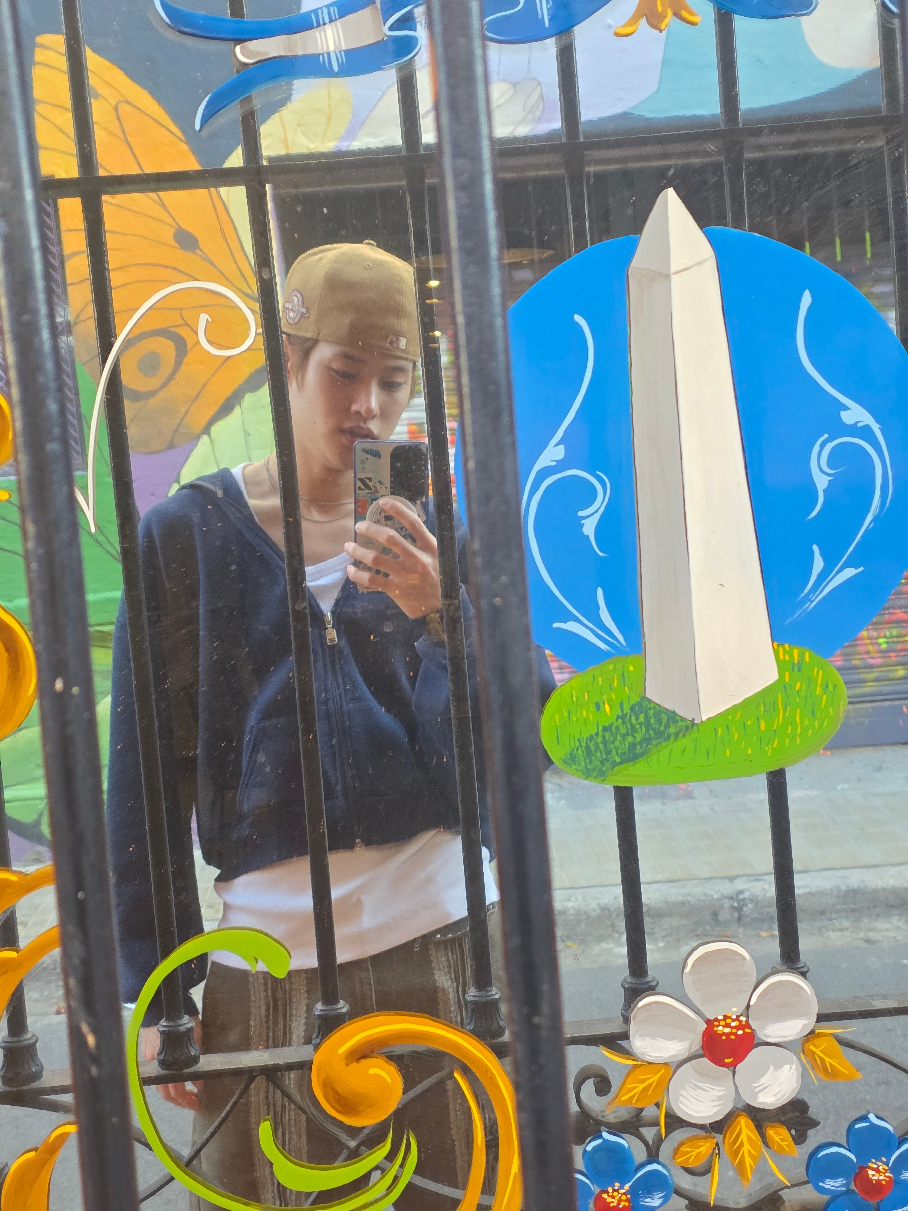 三张都是私服自拍好幸福😍 