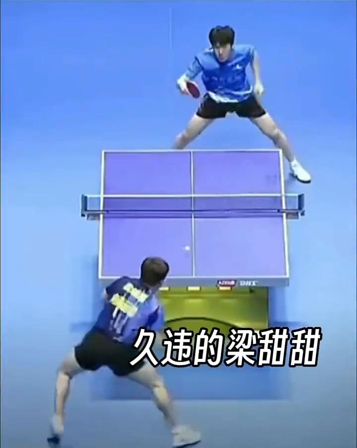 久违的梁甜甜。
雕虫小技竟敢班门弄斧，打飞天龙。
打飞天龙，大罗法咒。