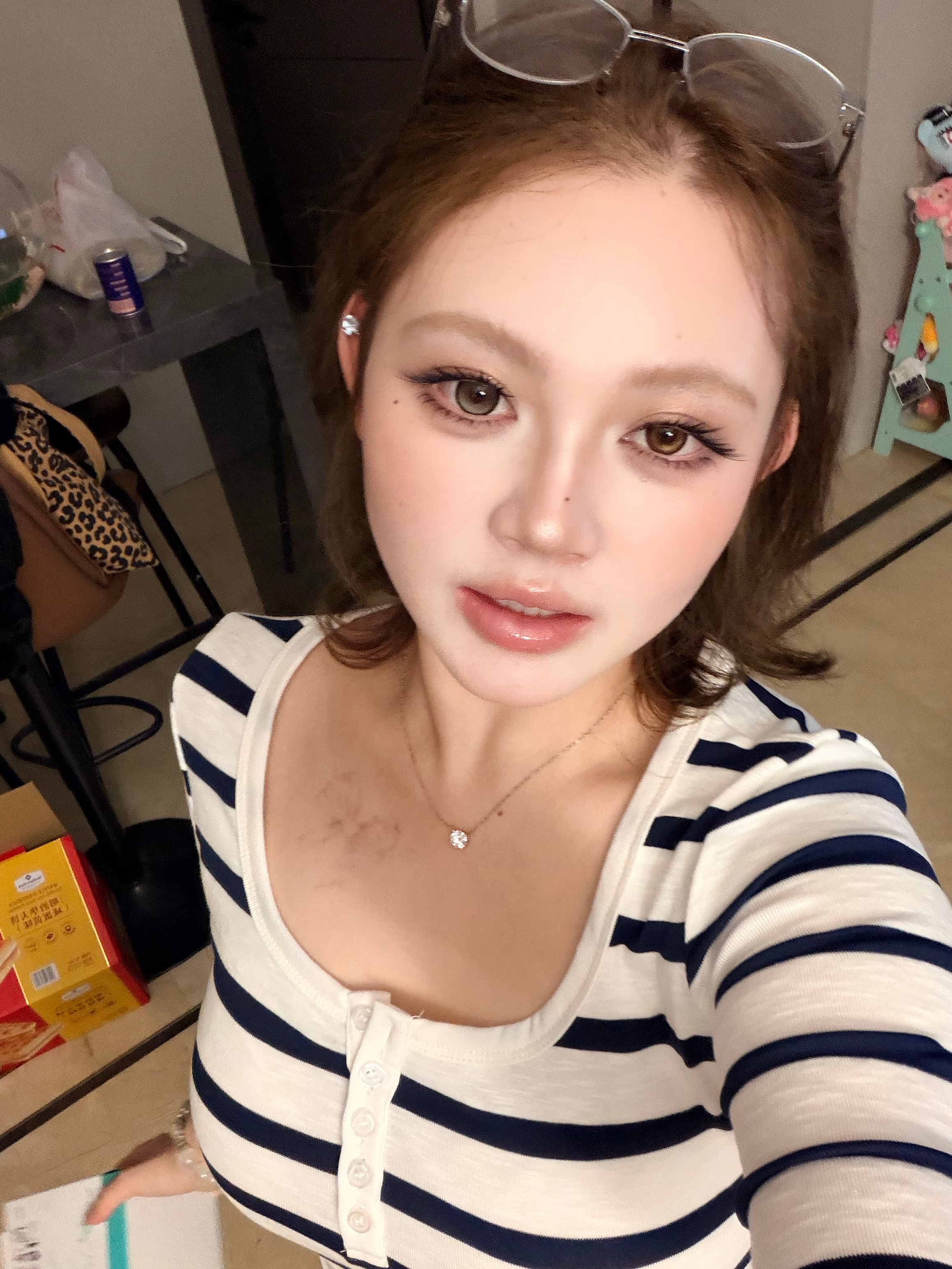 闺蜜这件衣服真的很有那种胸大腰细的感觉啊我还是个苹果型