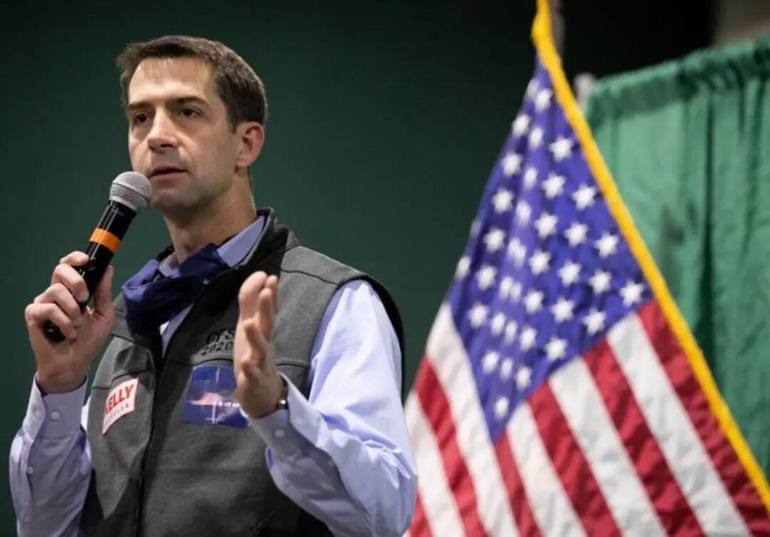 阿肯色州共和党参议员汤姆·科顿（Tom Cotton）周五向司法部提交请愿，要求