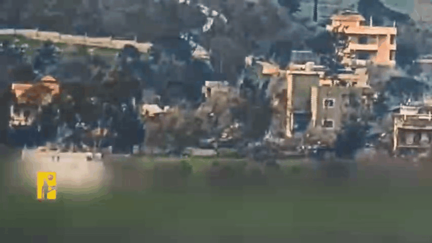 🇱🇧一段录像显示，在黎巴嫩南部的代尔西里亚内镇，伊斯兰抵抗运动使用制导导弹，