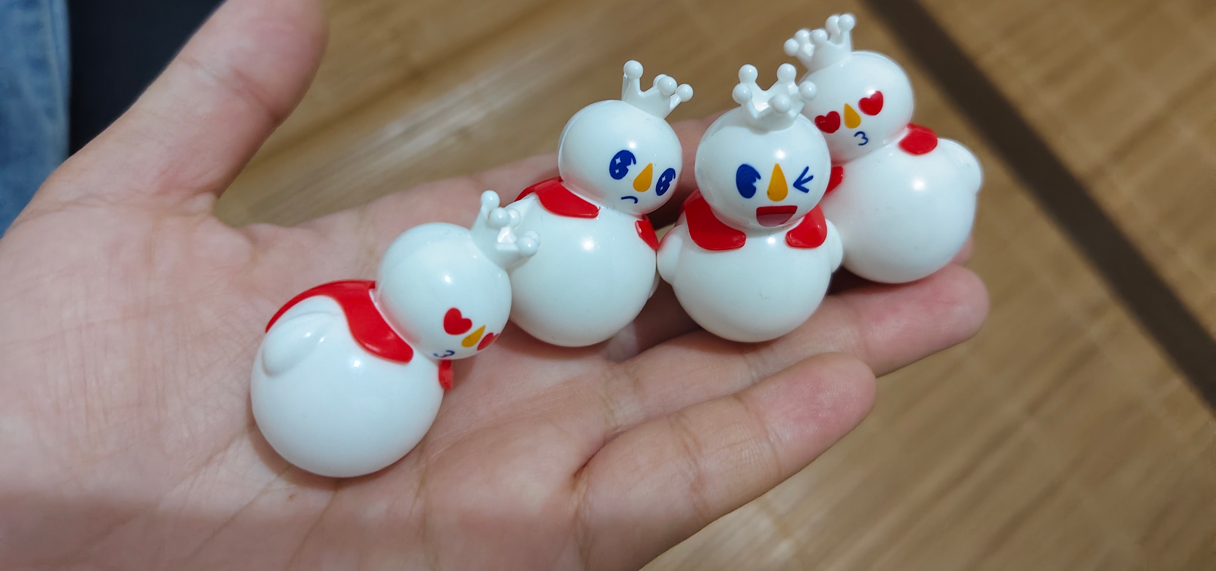 相亲相爱的一家人 哈哈哈雪王迷你版