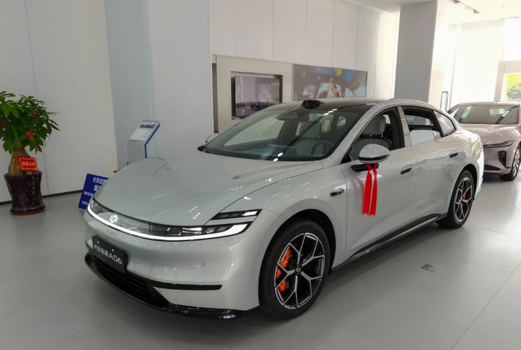 长安发布“1445”战略，剑指2030年全球TOP10，营收目标6000亿元。阿