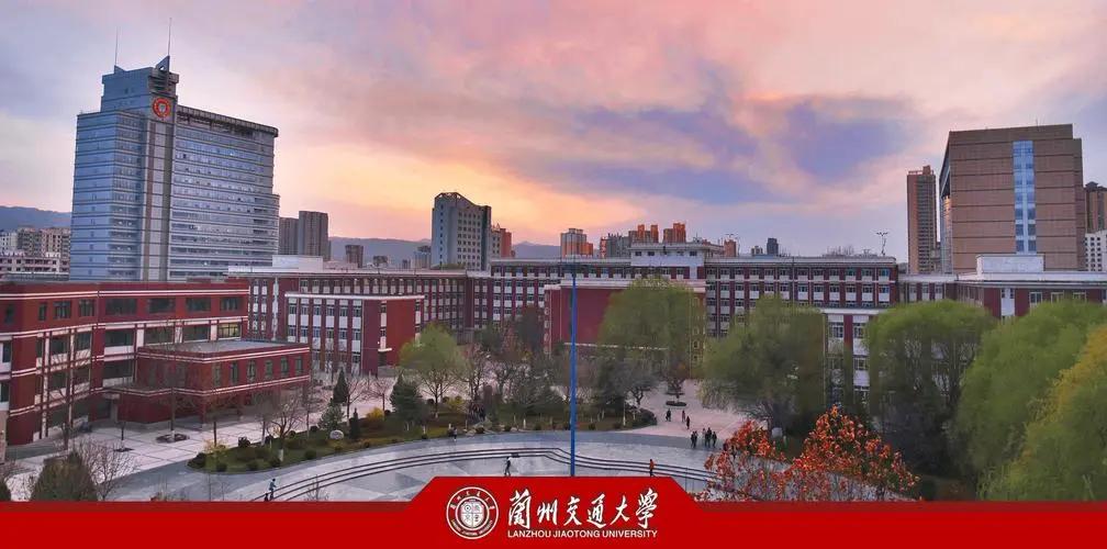 5所有行业背景的交通类大学的特色专业：①大连交通大学特色专业分别为交通运输、电气