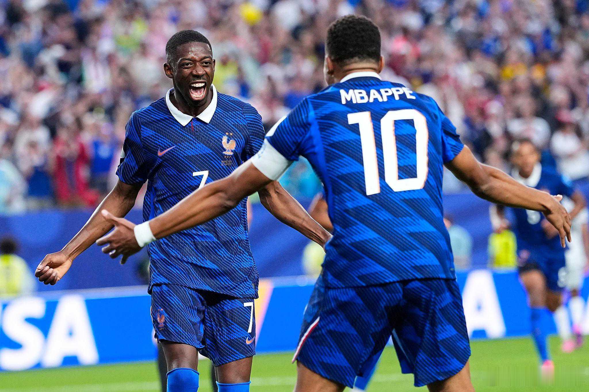 世界杯-法国3-0伊拉克提前出线 姆巴佩双响登贝莱传射 法国vs伊拉克 北京时间