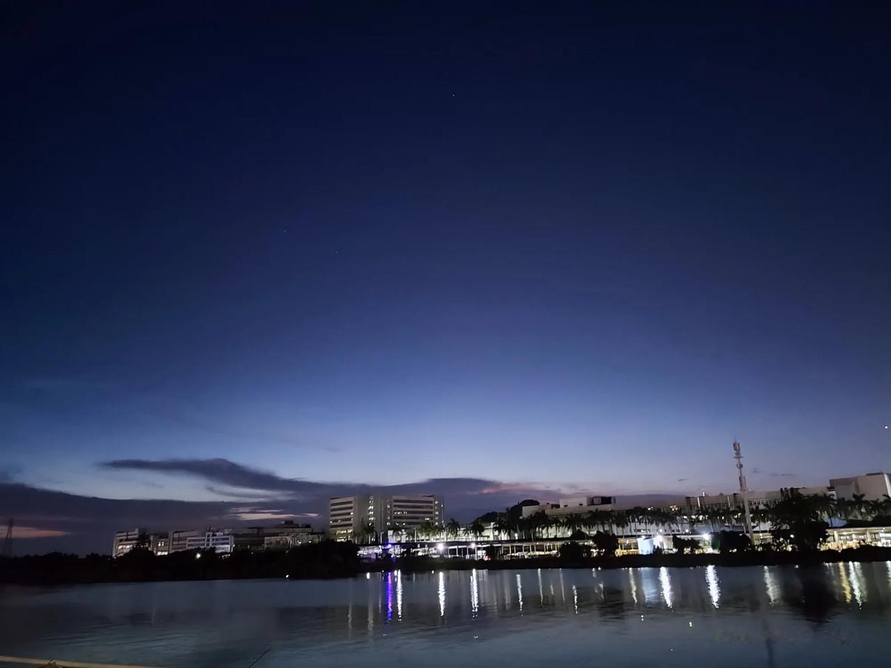 夜跑随拍[狗头][狗头][狗头]