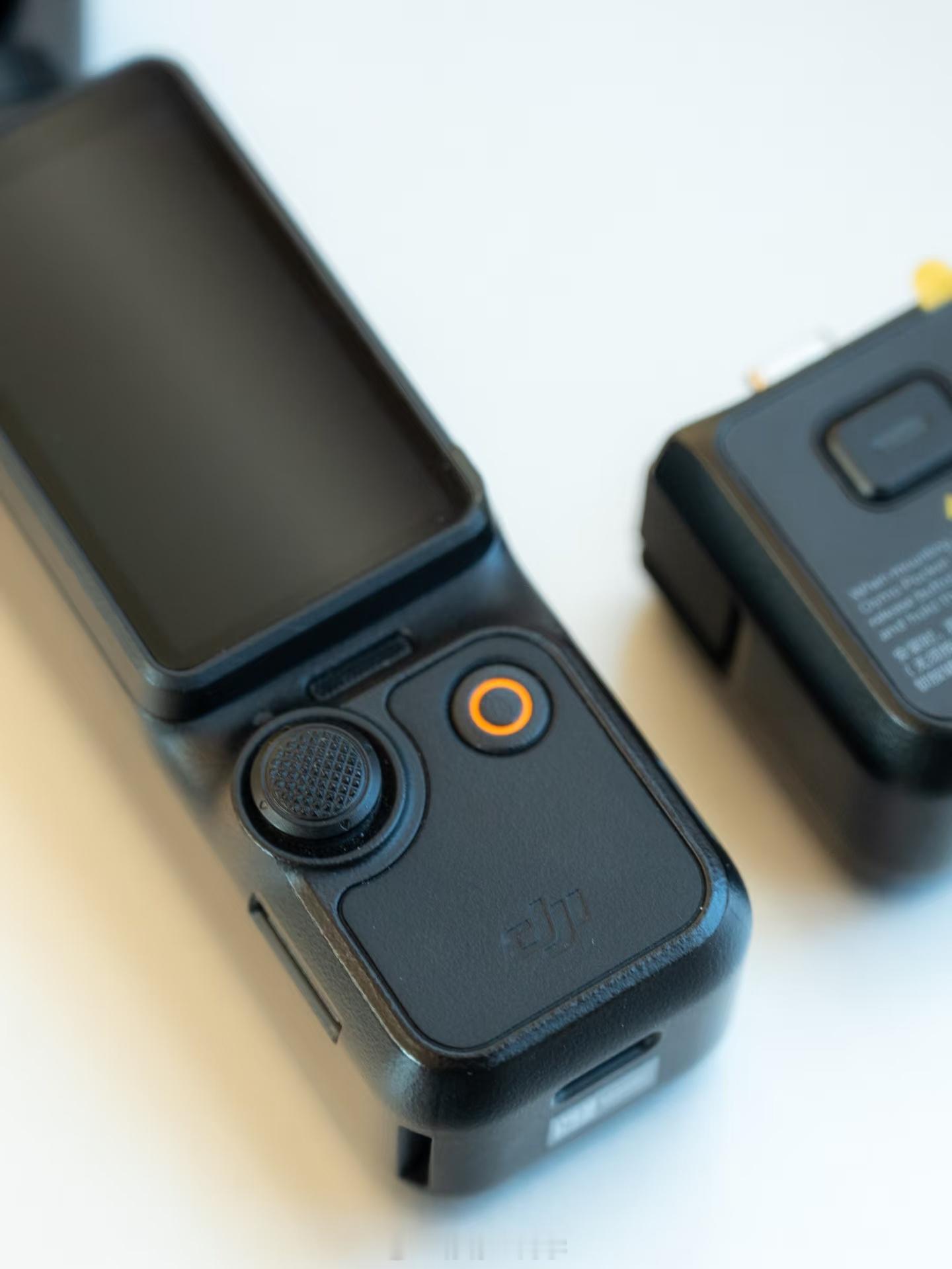 大疆Pocket4没打算第一时间换Pocket4，手上的Pocket3依旧很好用