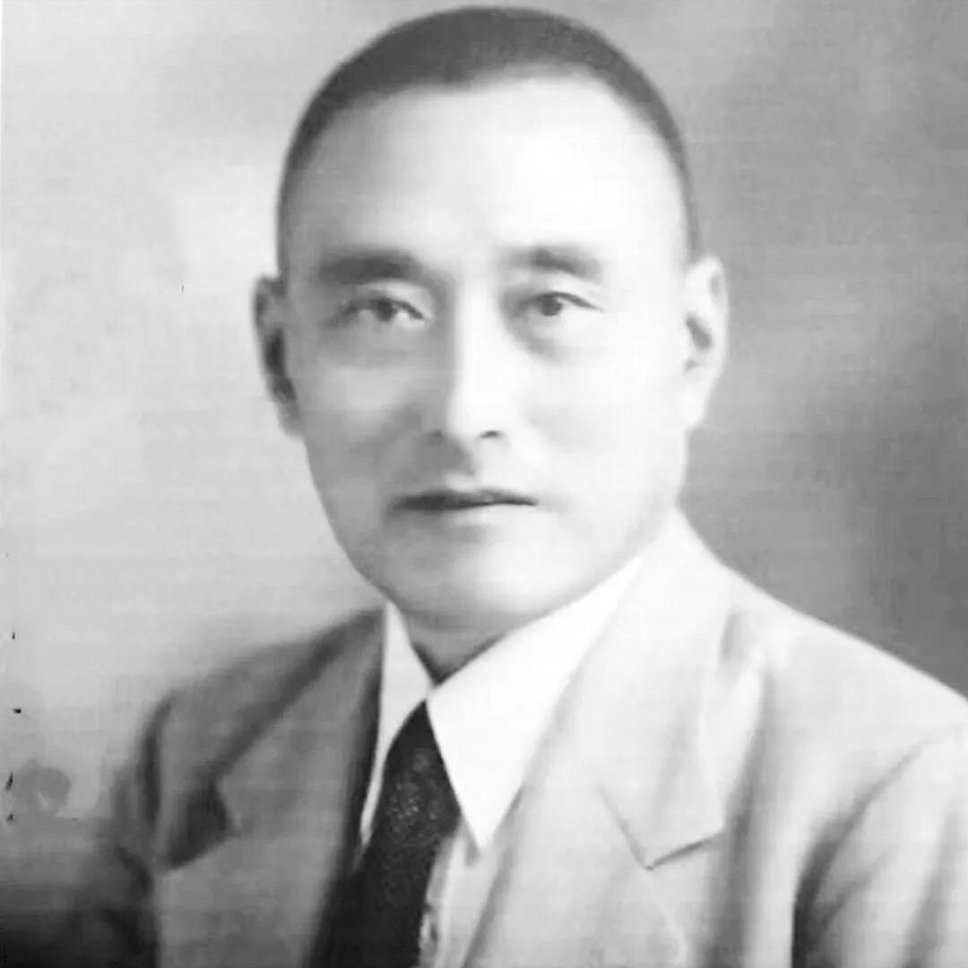 1950年10月，朝鲜战场上美军已经打过三八线，离鸭绿江边只剩不到百公里。北京中