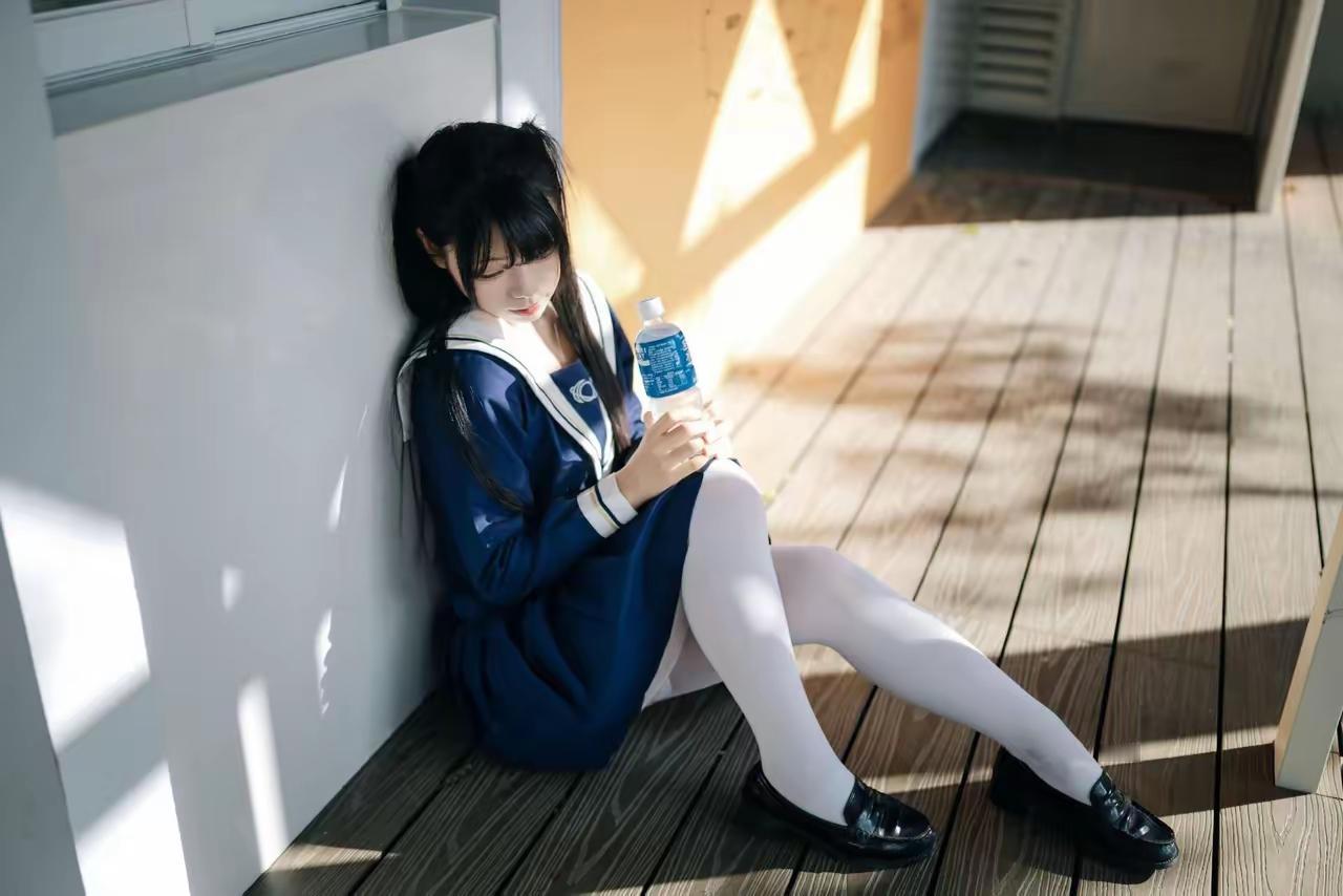 蓝颜知己，青春记忆。白丝[话题] 白丝[话题]