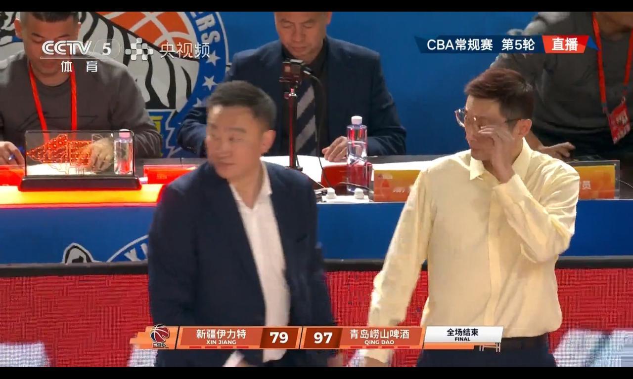 刘炜不只是输给三分球，控卫组织那么差，外援磨合都是CBA最差

新疆队主场97: