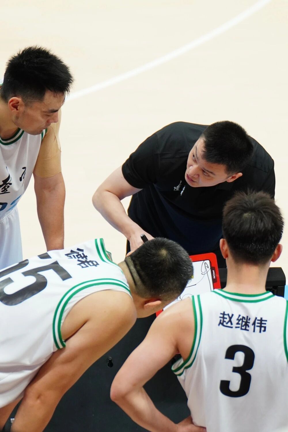 全运会男篮成年组八强出炉！各队对阵已确定：辽宁🆚山东四川🆚北京  xx  ?