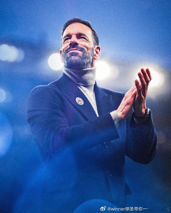 本轮英超，范尼执教的莱斯特城0比2不敌水晶宫遭遇联赛6连败。这6场连败中，莱斯特