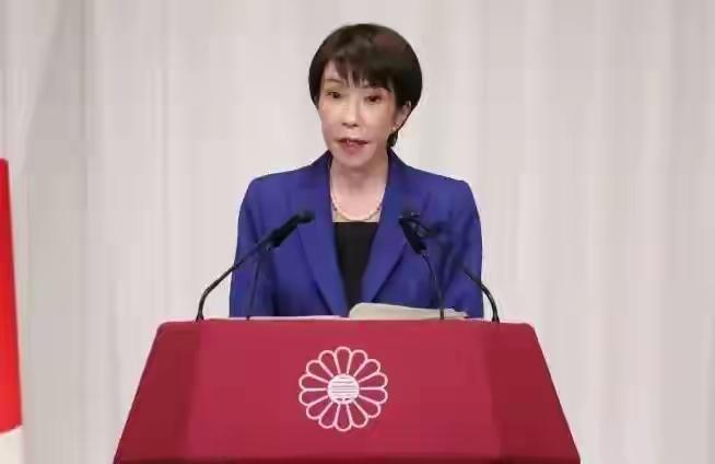 万万没想到，日本首相高市早苗也拿扣押中国船长说事。日本首相高市早苗称:“今年2月