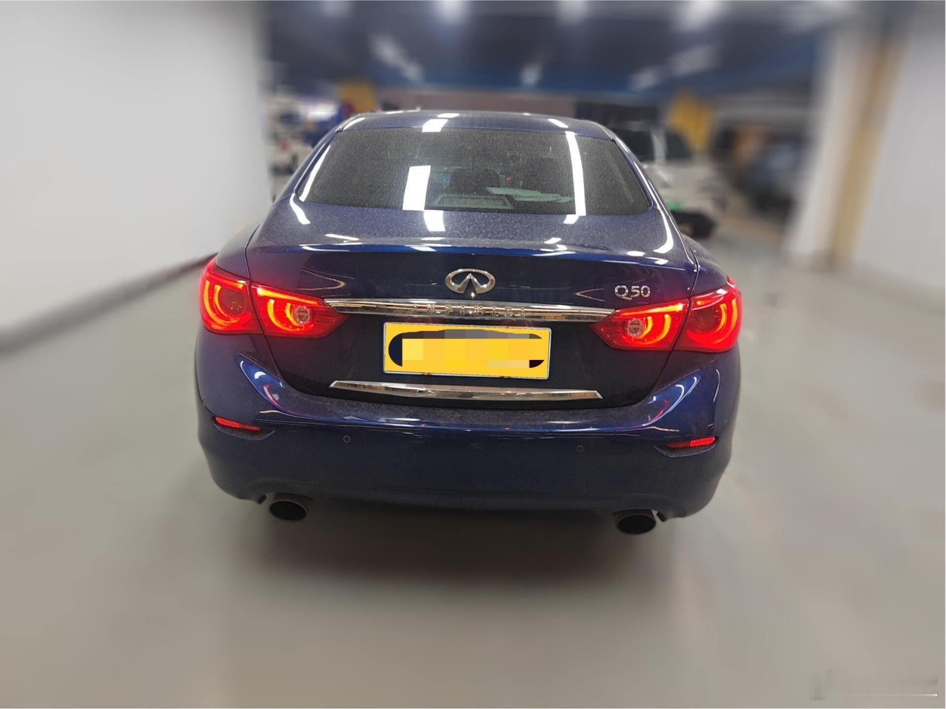 大平台挺规范，公里数不调表，就是价格贵一些！前两天验了一台英菲尼迪Q50L，20